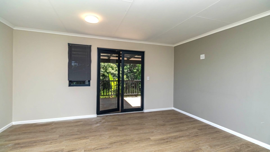 6 Bedroom Property for Sale in Hunters Home Western Cape